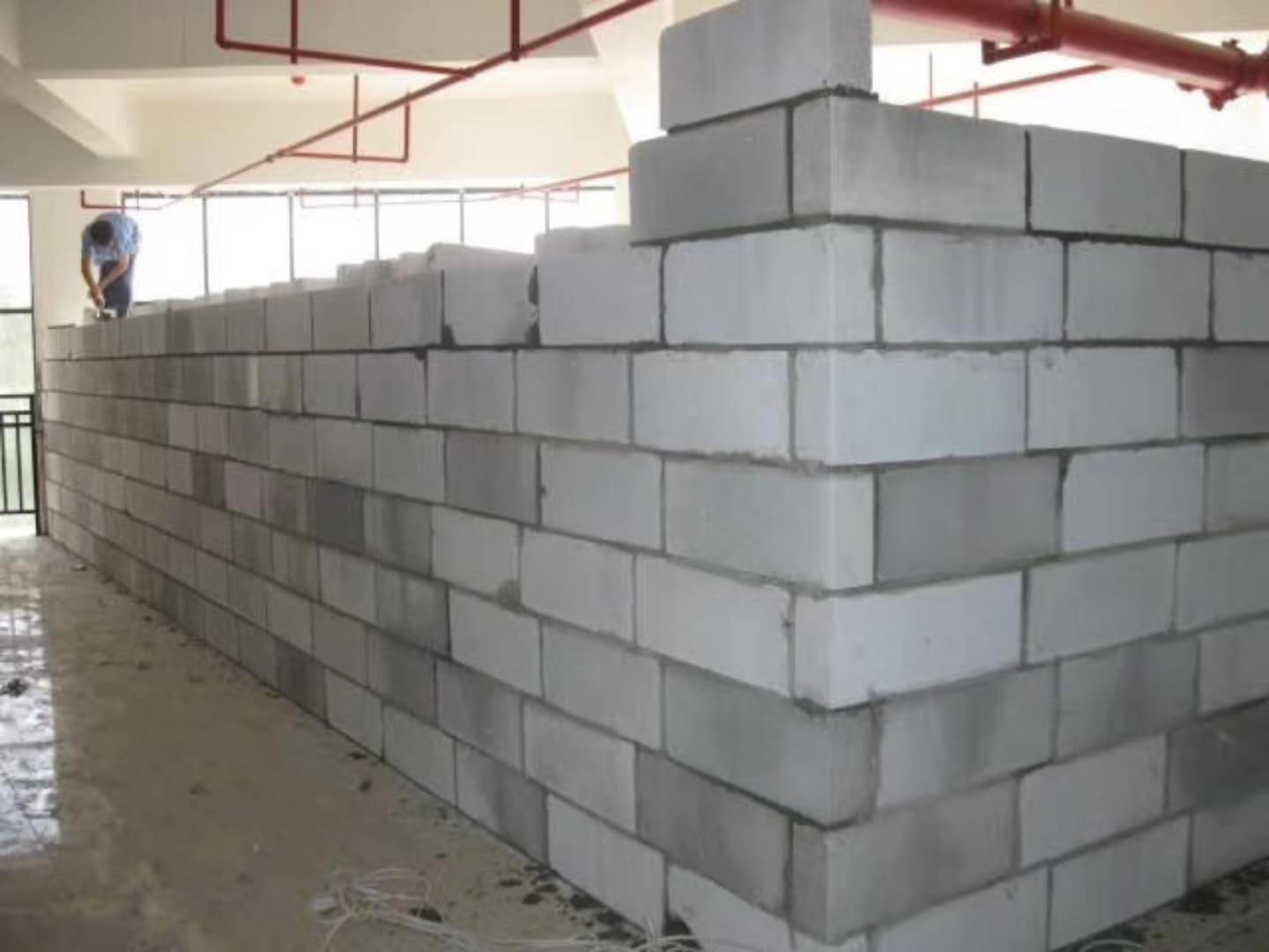 桐柏蒸压加气混凝土砌块承重墙静力和抗震性能的研究